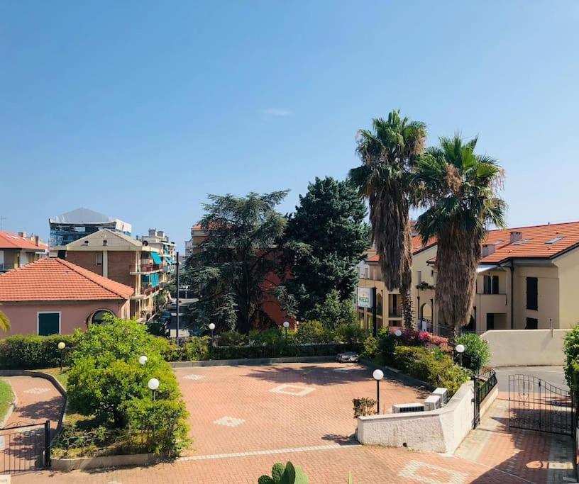 Pietra Ligure - Essential With Swimming Pool Διαμέρισμα Εξωτερικό φωτογραφία