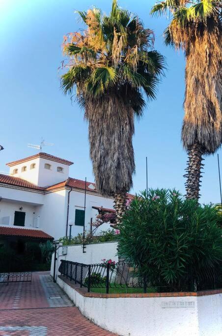 Pietra Ligure - Essential With Swimming Pool Διαμέρισμα Εξωτερικό φωτογραφία